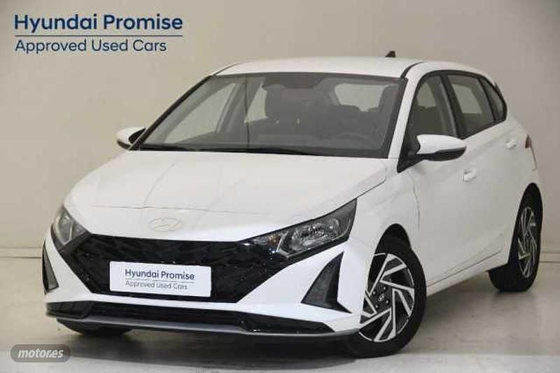 Atlas white Usado 2024 Hyundai i20 Berlina | 17.500 € (Precio justo) - Imagen 1/4