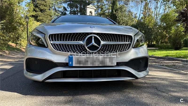 Usado Mercedes A200 AMG line 136 CV (100 kW) 2016 Gris / plata Berlina
