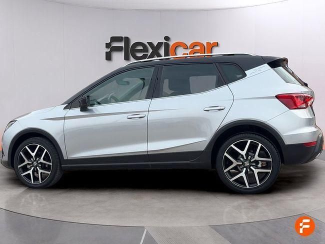 Usado Seat Arona Ecomotive 115 CV (84 kW) 2018 Gris SUV