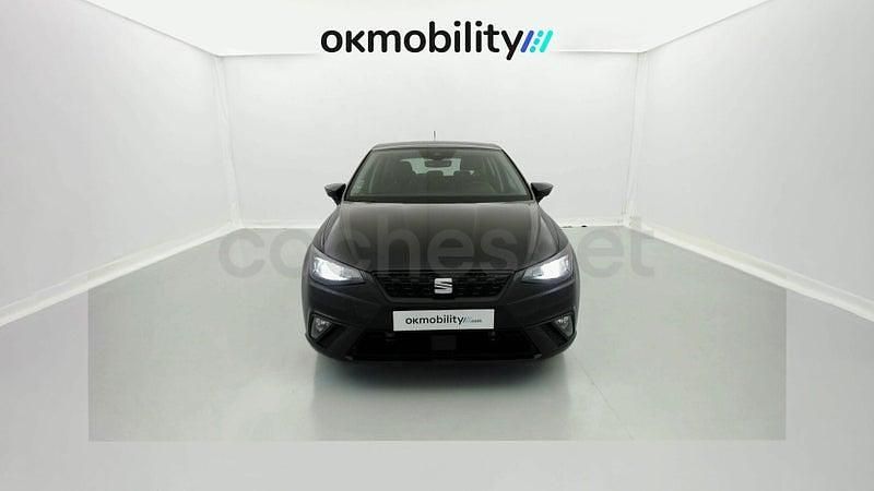 Usado Seat Ibiza Style 95 CV (69 kW) 2023 Negro Utilitario