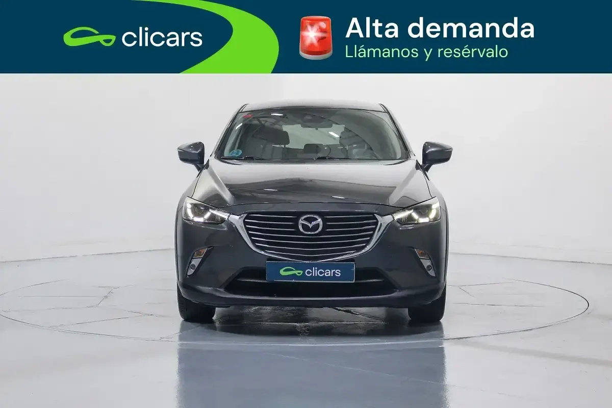 Usado Mazda CX-3 Luxury 105 CV (77 kW) 2017 Gris / plata SUV
