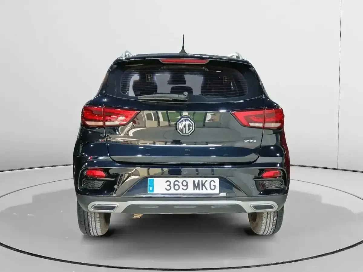 Usado MG ZS Luxury 106 CV (77 kW) 2023 Negro SUV