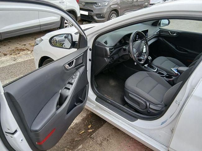 Usado Hyundai Ioniq 141 CV (103 kW) 2021 Blanco Utilitario