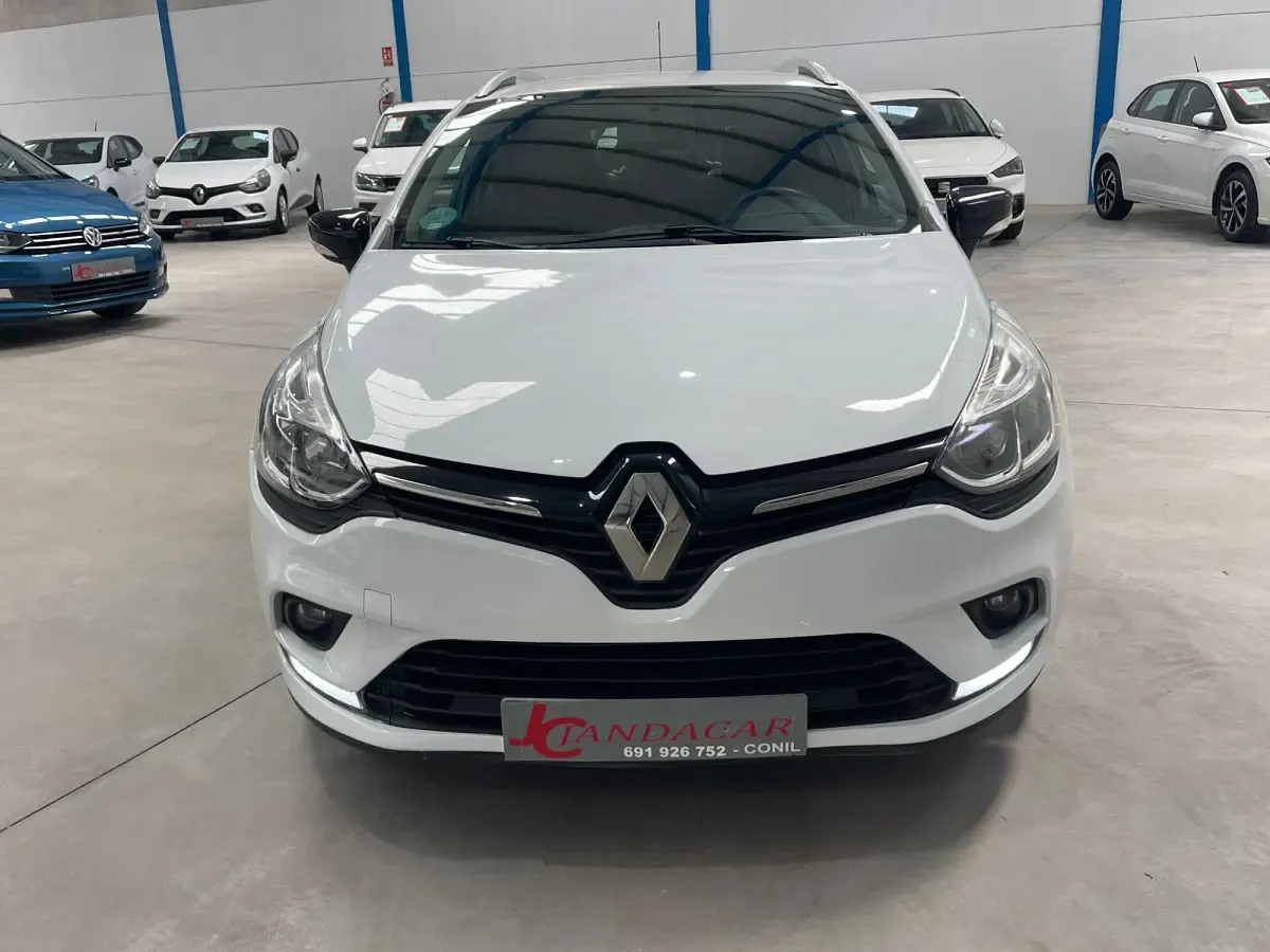 Usado Renault Clio LIMITED 90 CV (66 kW) 2018 Blanco Familiar