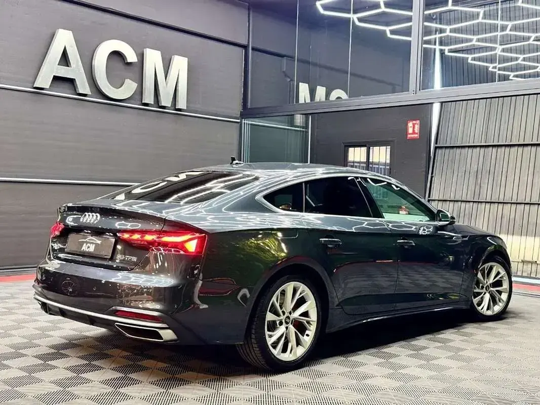 Usado Audi A5 Sportback Advanced Plus 150 CV (110 kW) 2022 Gris Utilitario