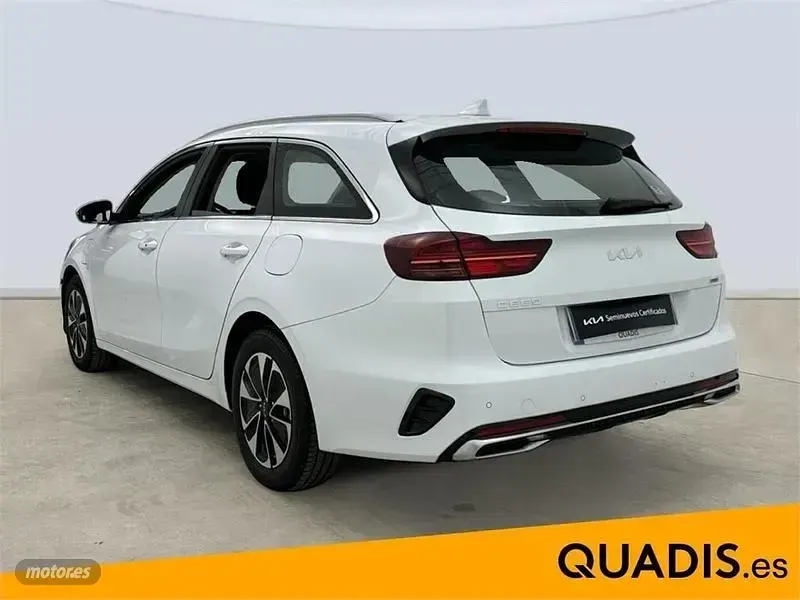 Usado Kia Ceed Sportswagon 141 CV (103 kW) 2024 Blanco Familiar
