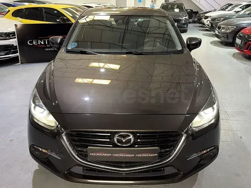 Usado Mazda 3 150 CV (110 kW) 2017 Gris / plata Berlina