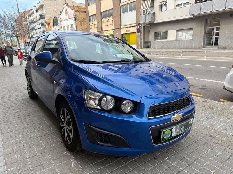 Usado Chevrolet Aveo LT 100 CV (73 kW) 2013 Azul Berlina
