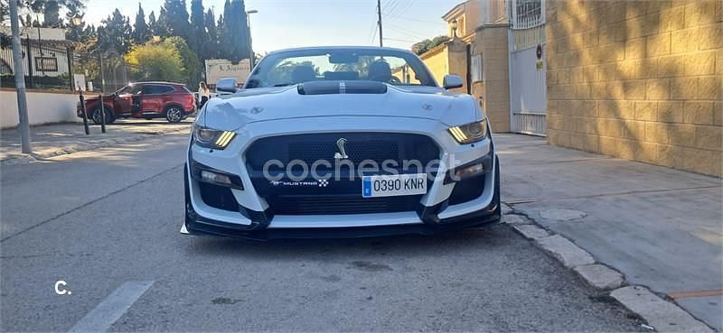 Usado Ford Mustang 314 CV (230 kW) 2017 Blanco Descapotable