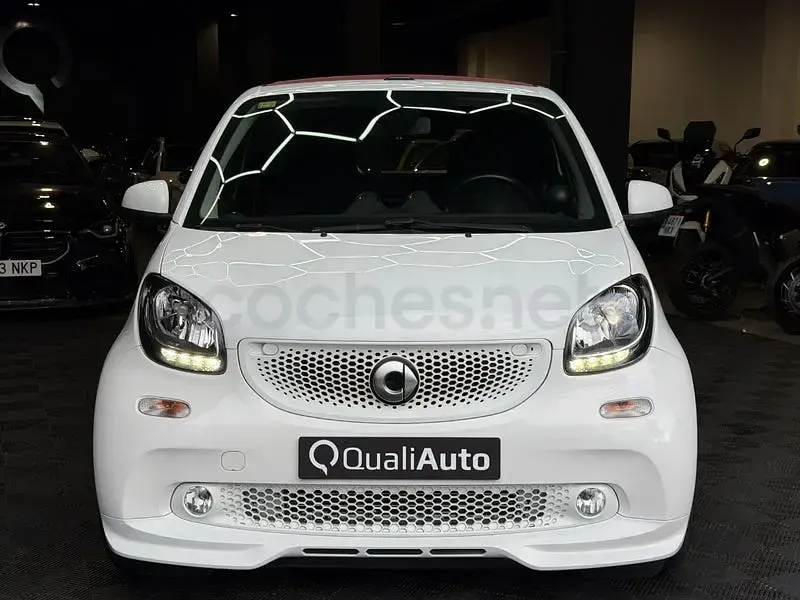 Usado Smart ForTwo Cabrio 90 CV (66 kW) 2019 Blanco Descapotable
