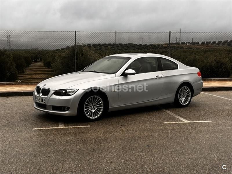 Usado BMW 325 218 CV (160 kW) 2007 Gris / plata Coupe