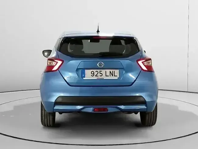 Usado Nissan Micra Acenta 92 CV (67 kW) 2021 Azul Utilitario