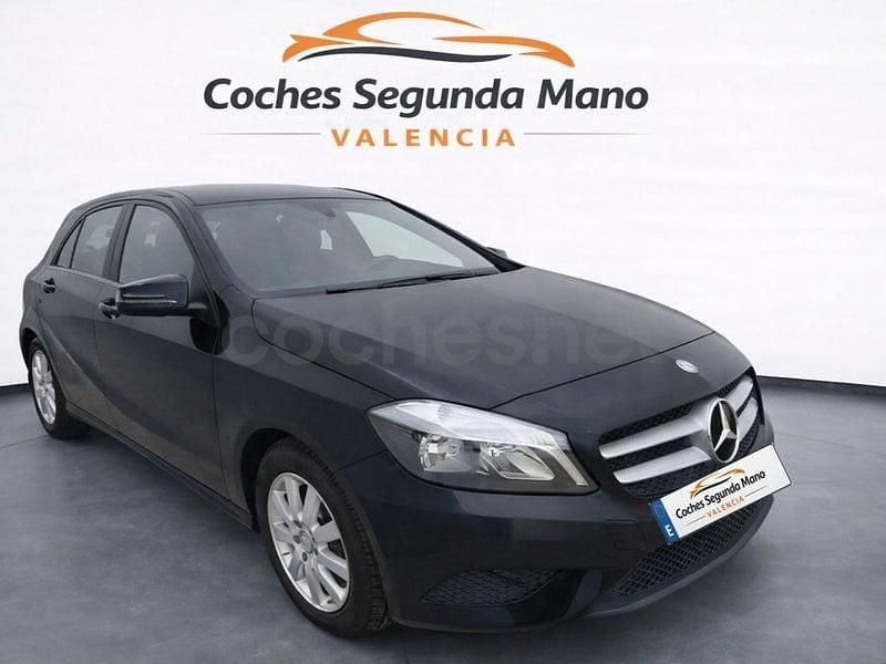 Usado Mercedes A180 Urban 122 CV (89 kW) 2014 Negro Berlina