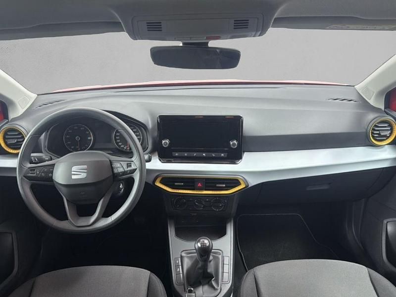 Usado Seat Ibiza Reference 80 CV (58 kW) 2023 Rojo Utilitario