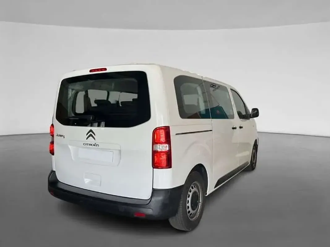 Usado Citroën Jumpy Comfort 120 CV (88 kW) 2021 Blanco Monovolumen
