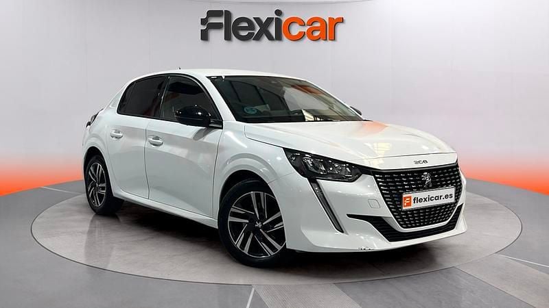 Begagnad Peugeot 208 Allure 101 HK (74 kW) 2023 Halvkombi