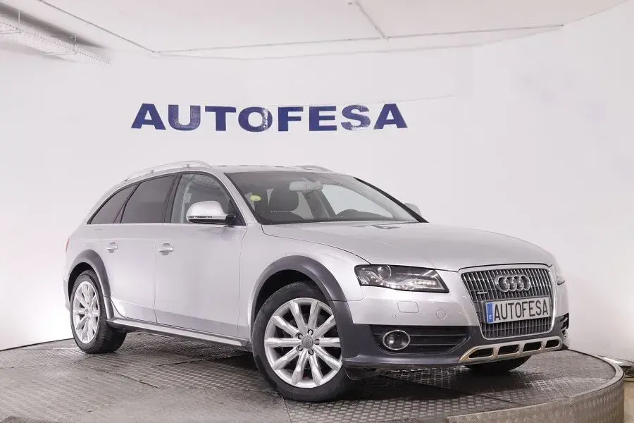 Usado Audi A4 Allroad 240 CV (176 kW) 2011 Plata Familiar