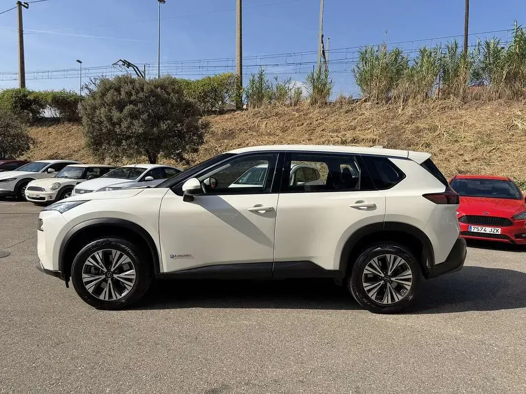 Usado Nissan X-Trail Acenta 215 CV (158 kW) 2024 Blanco SUV