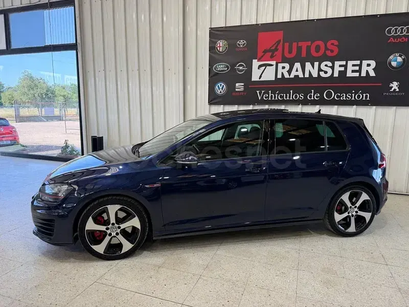 Usado VW Golf VII GTI 230 CV (169 kW) 2015 Azul Berlina