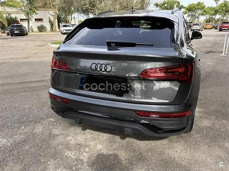 Usado Audi Q5 Sportback S-Line 163 CV (119 kW) 2023 Gris / plata SUV