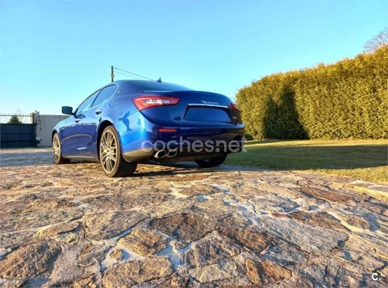 Usado Maserati Ghibli 275 CV (202 kW) 2015 Azul Berlina