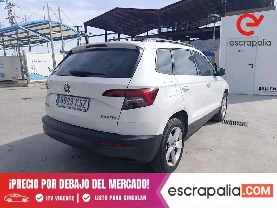 Begagnad Skoda Karoq Ambition 150 HK (110 kW) 2019 Vit SUV