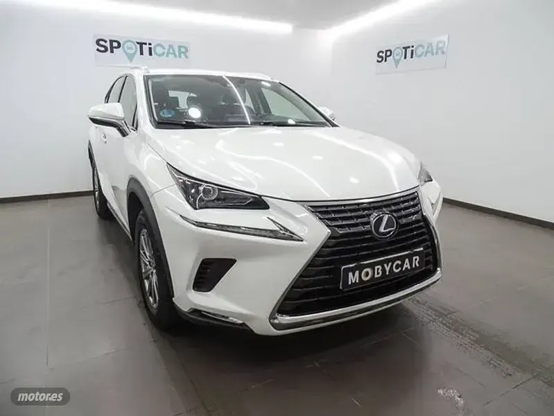 Usado Lexus NX300h Business Edition 197 CV (144 kW) 2018 Blanco SUV