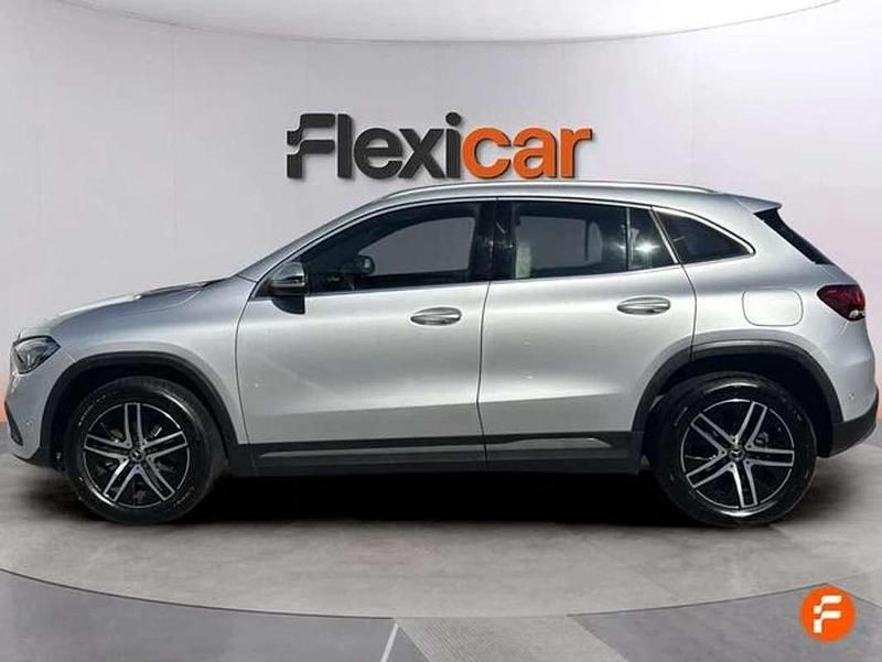 Usado Mercedes GLA200 150 CV (110 kW) 2020 Gris SUV