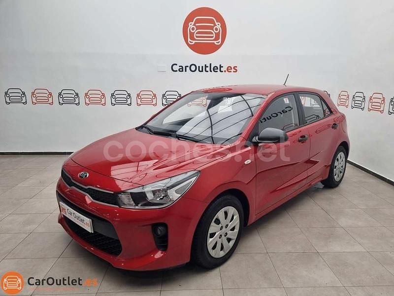 Rojo Usado 2017 Kia Rio Berlina | 9995 € (Precio justo) - Imagen 1/4