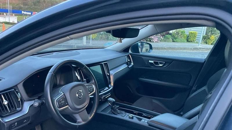 Usado Volvo V60 150 CV (110 kW) 2019 Familiar