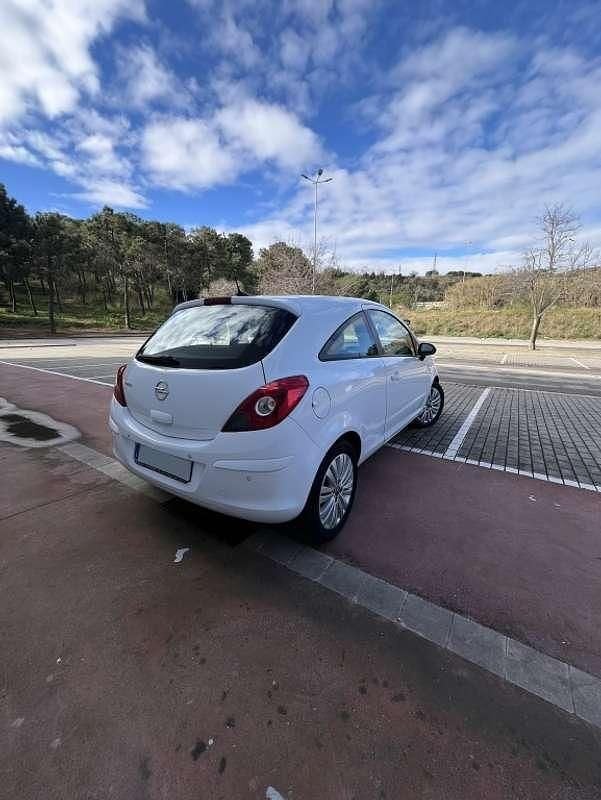 Usado Opel Corsa Selective 116 CV (85 kW) 2014 Blanco Utilitario