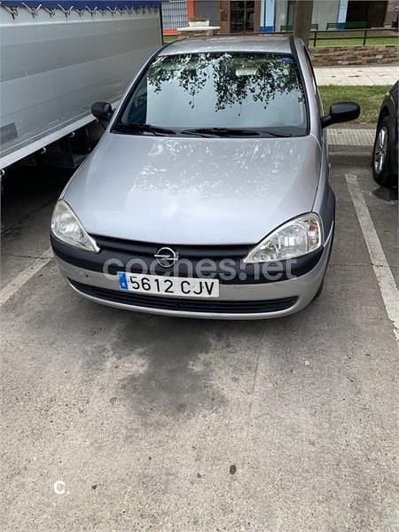 Gris / plata Usado 2003 Opel Corsa Eco Berlina | 2400 € (Precio justo) - Imagen 1/4