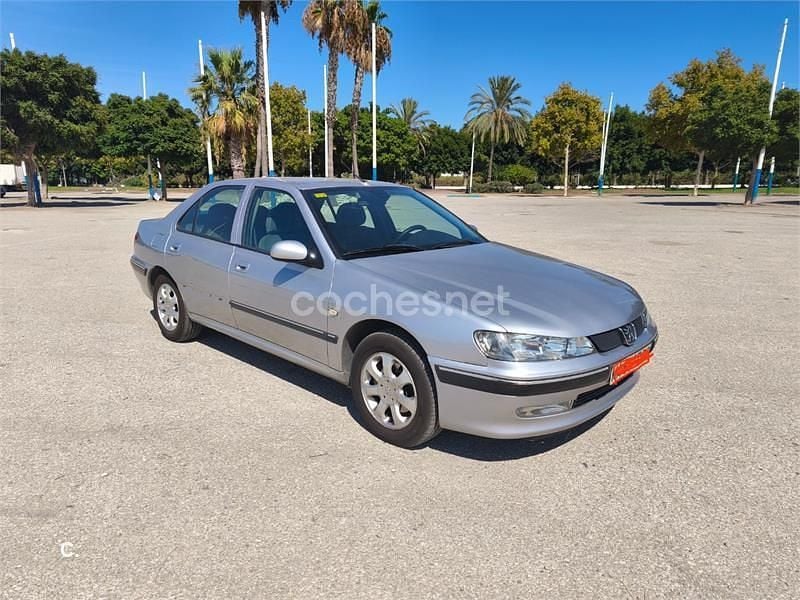 Gris / plata Usado 2000 Peugeot 406 Familiar | 2900 € - Imagen 1/4