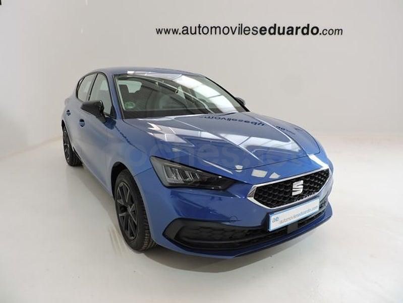Begagnad Seat Leon Style 110 HK (80 kW) 2024 Blå Sedan