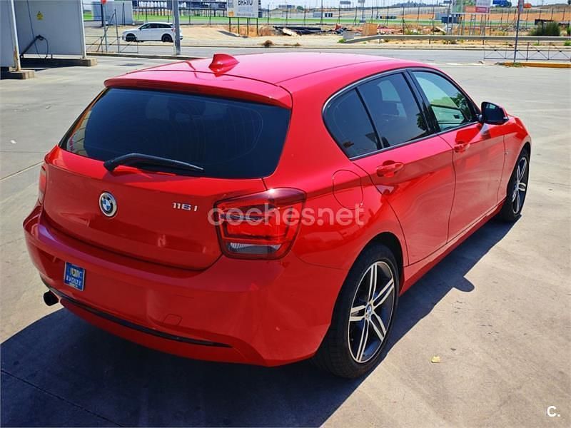 Usado BMW 116 Sport Line 136 CV (100 kW) 2012 Rojo Utilitario