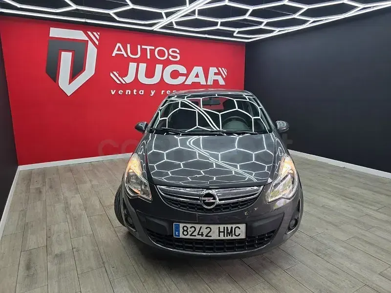 Usado Opel Corsa Selective 85 CV (62 kW) 2012 Gris / plata Utilitario