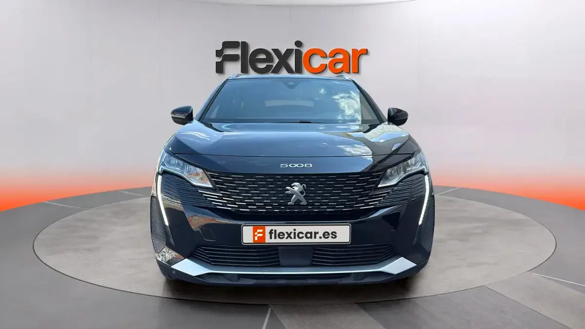 Usado Peugeot 5008 GT 131 CV (96 kW) 2024 Negro SUV