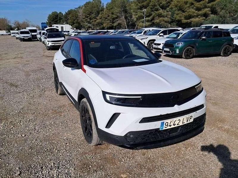 Usado Opel Mokka-e GS Line 100 kW (136 CV) 2021 Blanco SUV