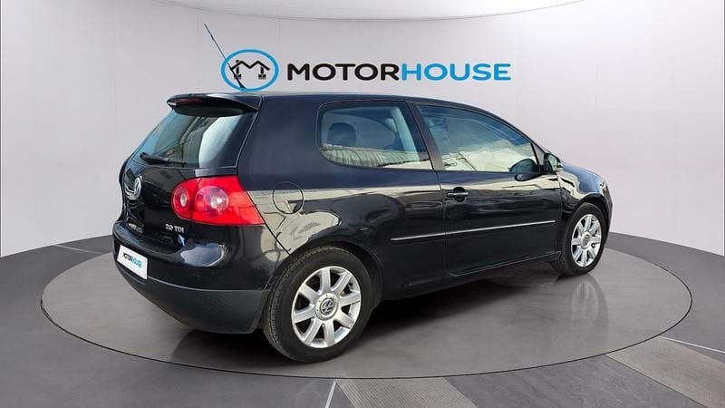 Usado VW Golf IV Highline 140 CV (102 kW) 2005 Negro Utilitario