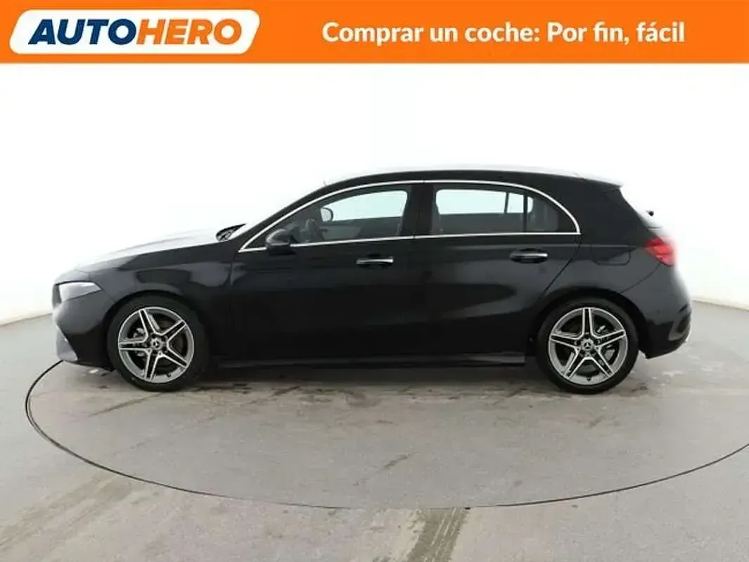 Usado Mercedes A220 AMG line 135 CV (99 kW) 2025 Negro Berlina