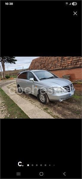 Gris / plata Usado 2007 Ssangyong (KGM) Rodius Limited Monovolumen | 4800 € (Precio justo) - Imagen 1/4