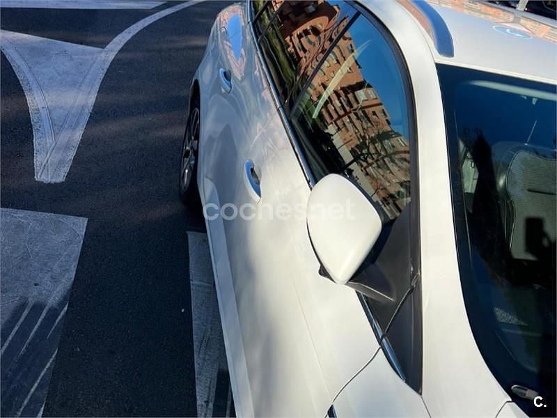 Usado Renault Mégane GrandTour Bose Edition 130 CV (95 kW) 2016 Blanco Familiar