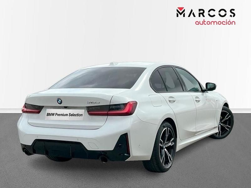 Usado BMW 318 Comfort Edition 150 CV (110 kW) 2024 Blanco Berlina