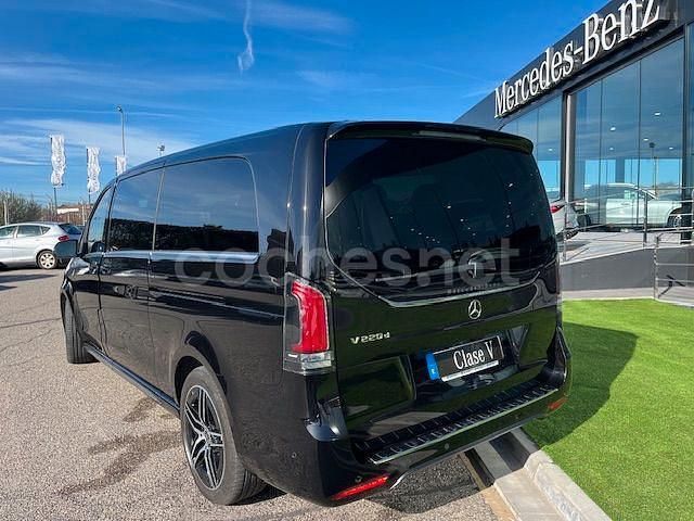 Usado Mercedes V220 Avantgarde 163 CV (119 kW) 2024 Negro Monovolumen
