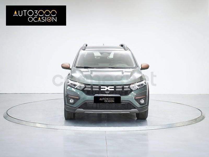 Usado Dacia Sandero Extreme 101 CV (74 kW) 2025 Verde Berlina