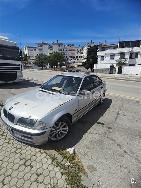 Usado BMW 320 136 CV (100 kW) 1999 Gris / plata Berlina