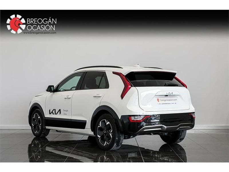 Usado Kia e-Niro 150 kW (204 CV) 2024 Blanco SUV