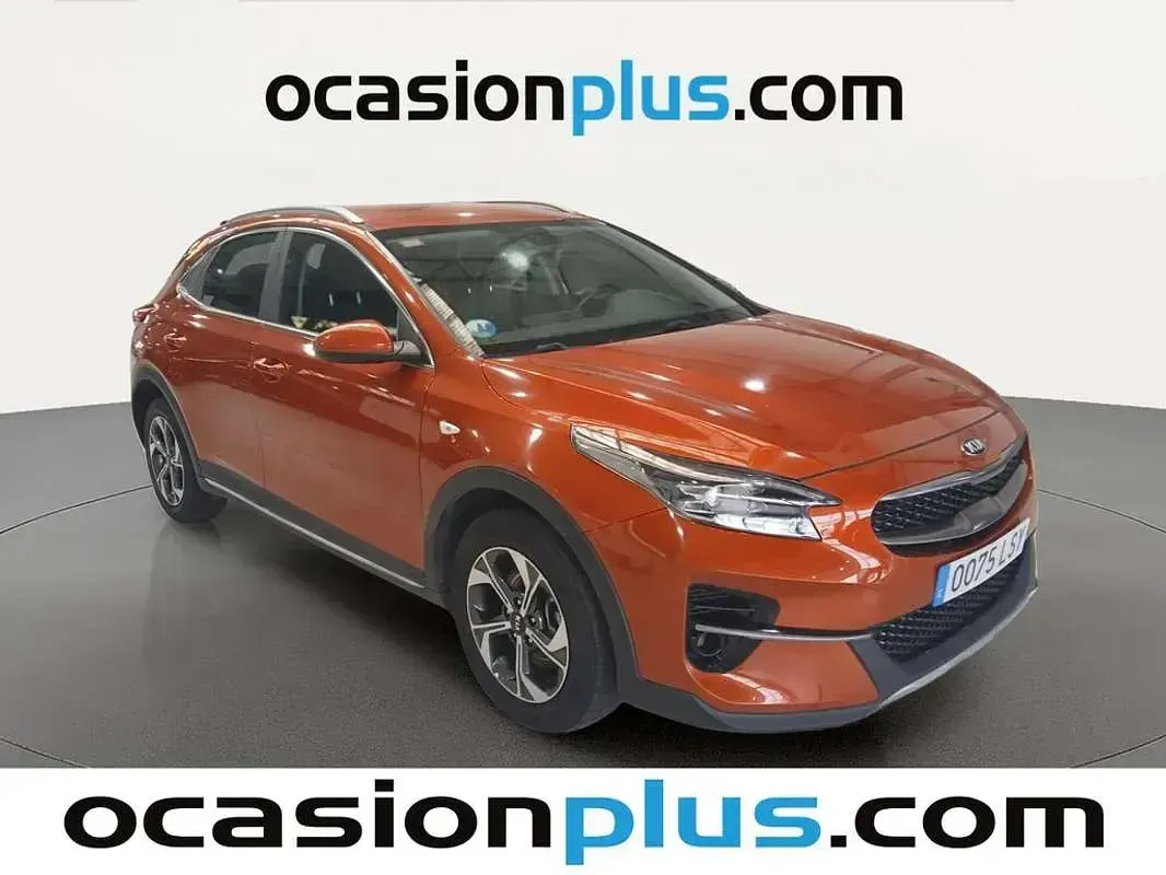 Usado Kia XCeed 136 CV (100 kW) 2021 Naranja SUV