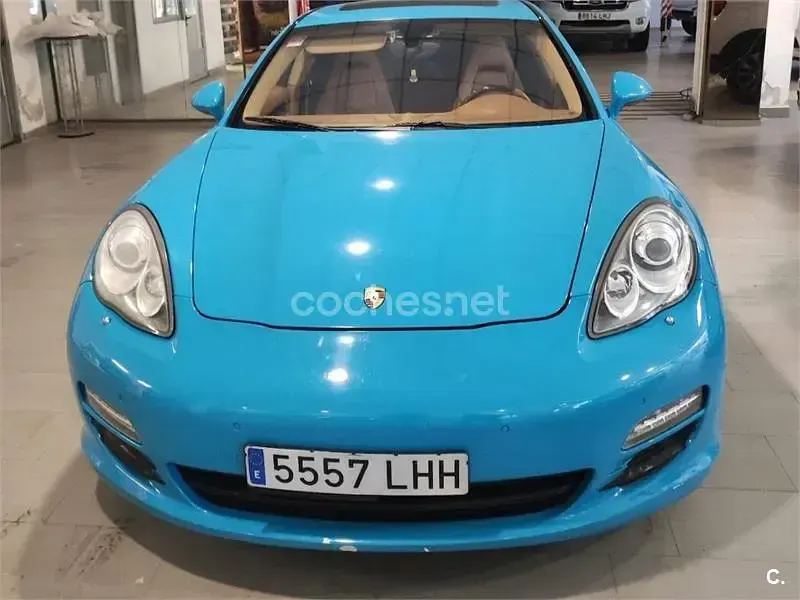 Begagnad Porsche Panamera 299 HK (219 kW) 2012 Blå Halvkombi
