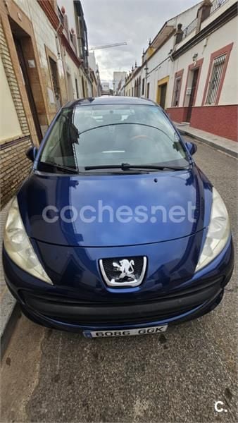 Azul Usado 2008 Peugeot 207 Berlina | 4200 € (Buen precio) - Imagen 1/4